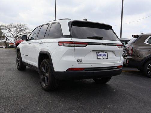 2023 Jeep Grand Cherokee Altitude