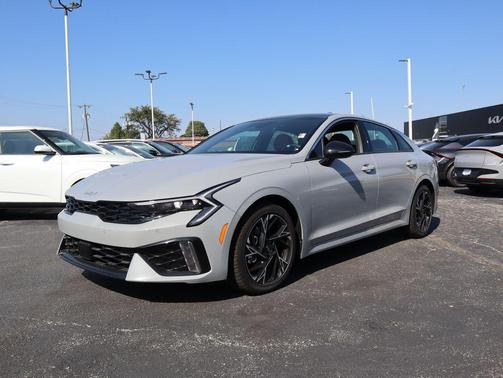 2025 Kia K5 GT-Line