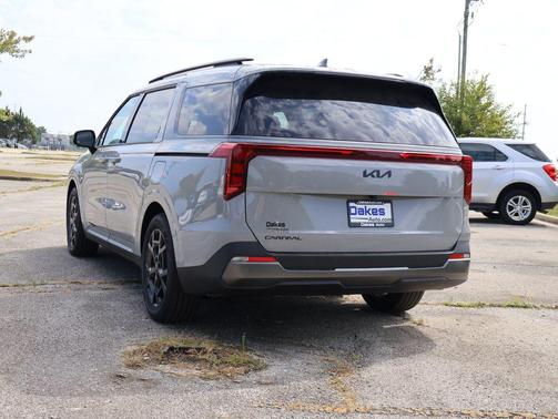 2026 Kia Carnival SX