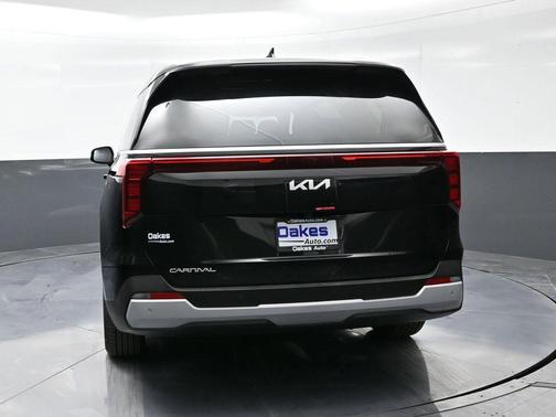 2025 Kia Carnival LXS