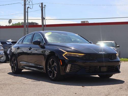 Aurora Black Pearl 2025 Kia K5 GT-Line