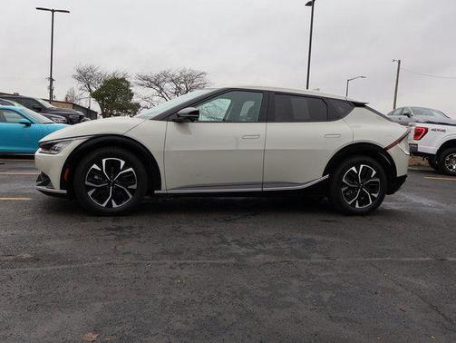 2022 Kia EV6 Wind