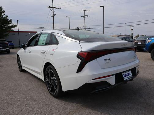 2025 Kia K5 GT-Line