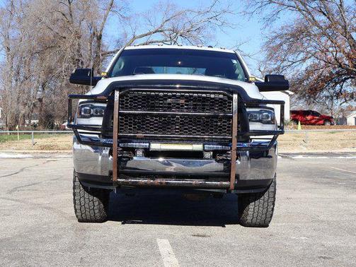 2017 RAM 2500 Tradesman Crew Cab 4x4 6'4' Box