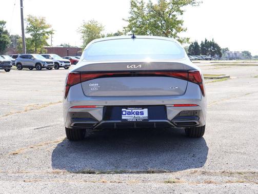 2025 Kia K5 GT-Line
