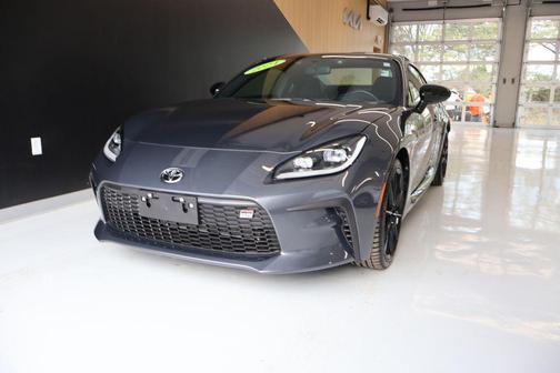 2024 Toyota GR86 Premium