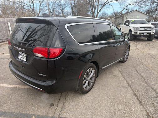 2020 Chrysler Pacifica Limited