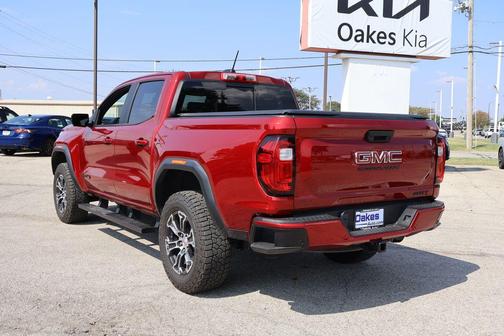 2023 GMC Canyon AT4