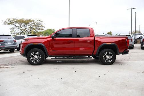 2023 GMC Canyon AT4