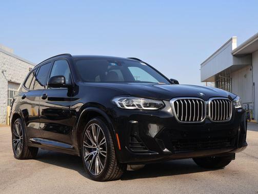 Black Sapphire Metallic 2022 BMW X3 sDrive30i