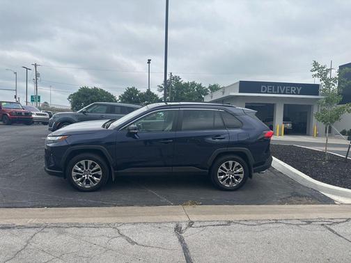 Blueprint 2023 Toyota RAV4 XLE Premium