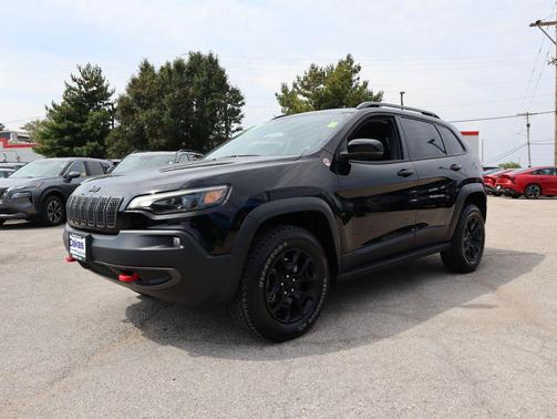 2022 Jeep Cherokee Trailhawk