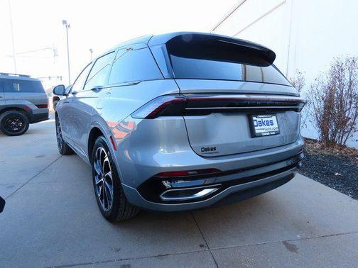 2024 Lincoln Nautilus Reserve