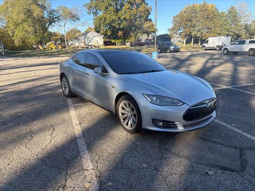 2014 Tesla Model S Base