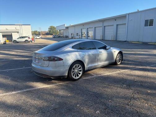 2014 Tesla Model S Base
