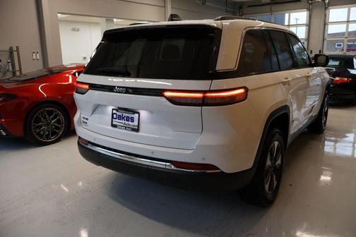 2022 Jeep Grand Cherokee 4xe Base