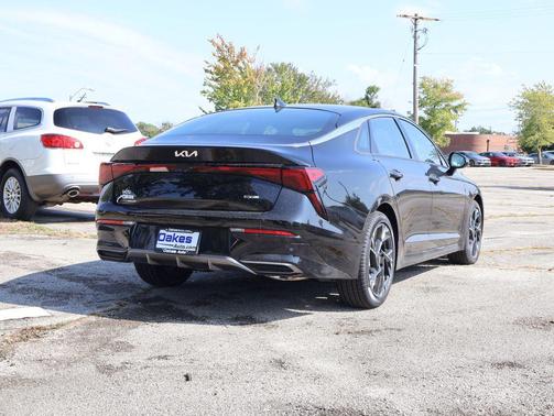 2025 Kia K5 GT-Line