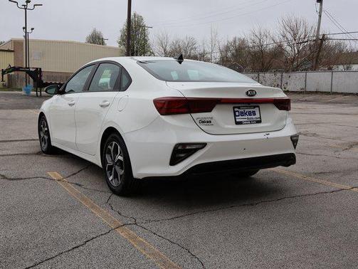 Clear White 2021 Kia Forte LXS