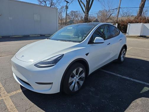 2023 Tesla Model Y Long Range Dual Motor All-Wheel Drive