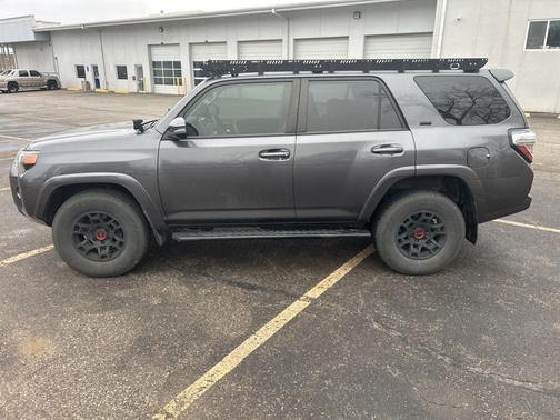 2022 Toyota 4Runner SR5 Premium