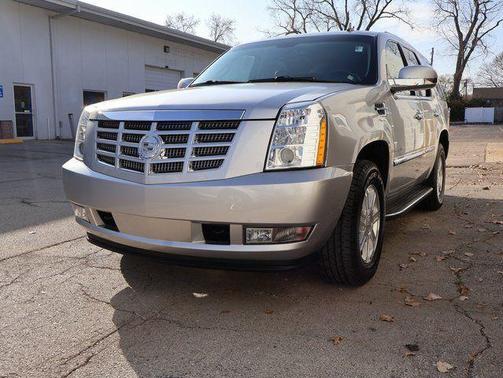 2012 Cadillac Escalade Base