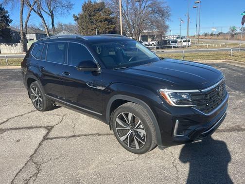 2025 Volkswagen Atlas 2.0T SEL Premium R-Line 4MOTION