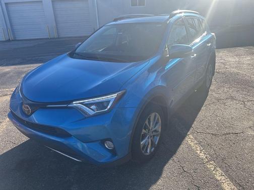 2017 Toyota RAV4 Limited
