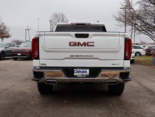 2024 GMC Sierra 1500 SLT