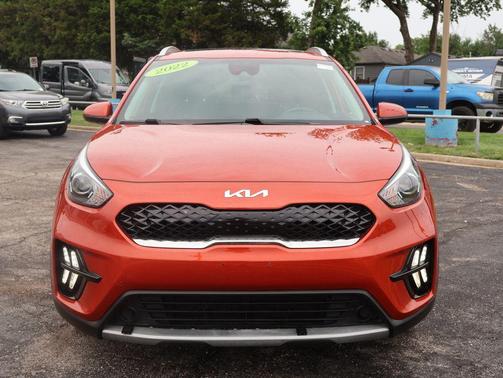 Solar Orange 2022 Kia Niro LXS