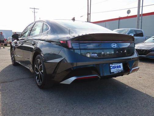 2025 Hyundai SONATA SEL