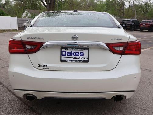 Pearl White 2017 Nissan Maxima 3.5 Platinum