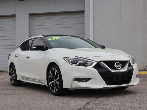 Pearl White 2017 Nissan Maxima 3.5 Platinum