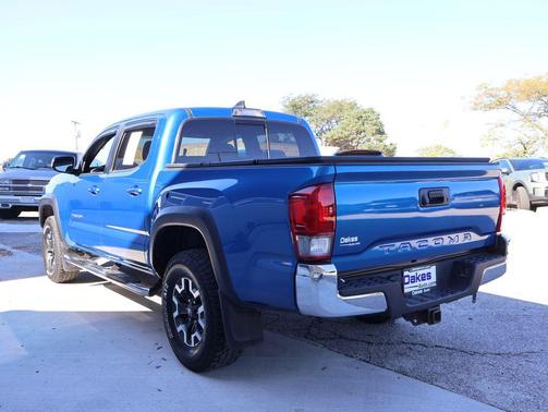 2017 Toyota Tacoma TRD Sport