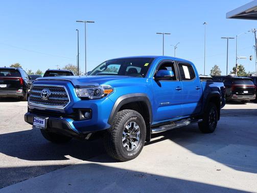 2017 Toyota Tacoma TRD Sport