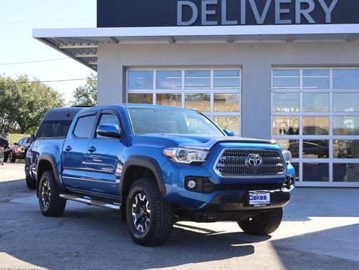 2017 Toyota Tacoma TRD Sport
