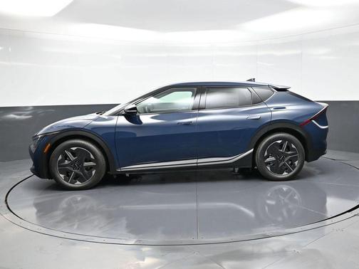 2025 Kia EV6 Light Long Range