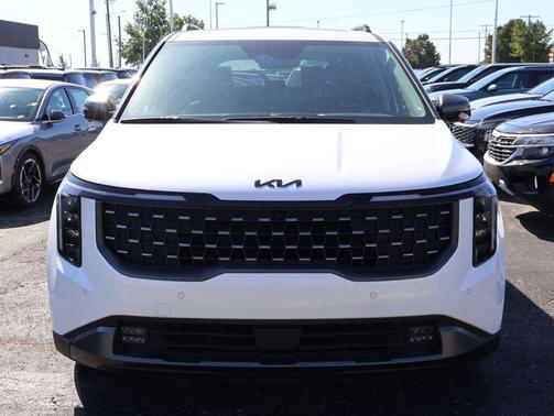 2026 Kia Carnival SX