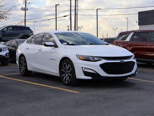 2024 Chevrolet Malibu FWD RS
