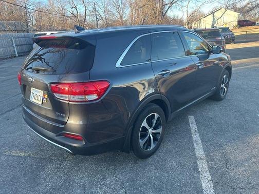 2017 Kia Sorento EX
