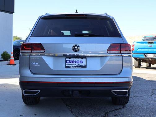 2022 Volkswagen Atlas 3.6L SE w/Technology