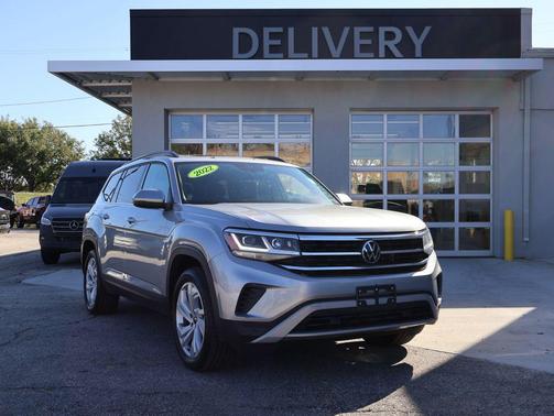 2022 Volkswagen Atlas 3.6L SE w/Technology