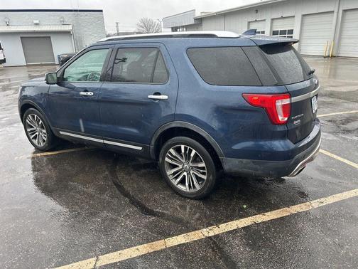 2017 Ford Explorer Platinum