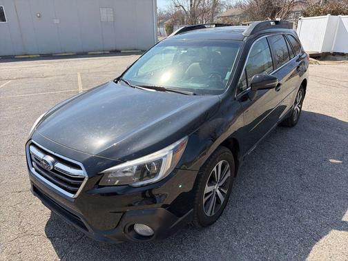Crystal Black Silica 2018 Subaru Outback 2.5i Limited