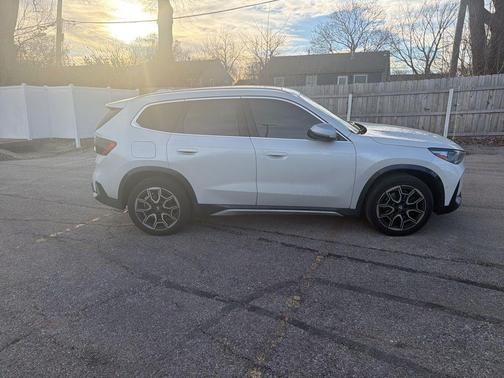 2023 BMW X1 xDrive28i