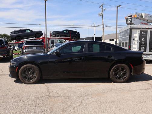 Pitch Black Clearcoat 2023 Dodge Charger SXT