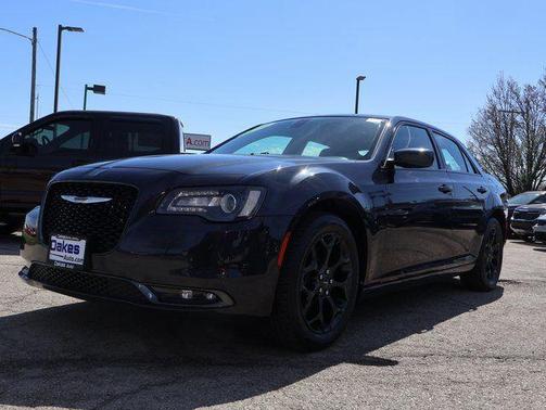 2019 Chrysler 300 S