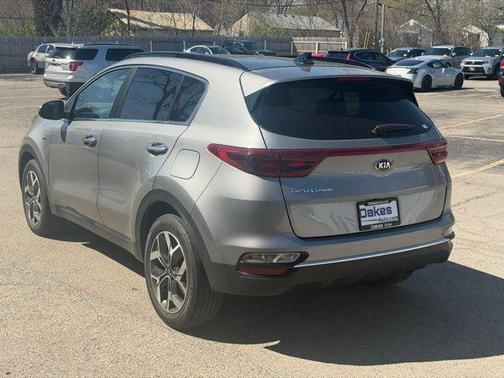 2022 Kia Sportage EX
