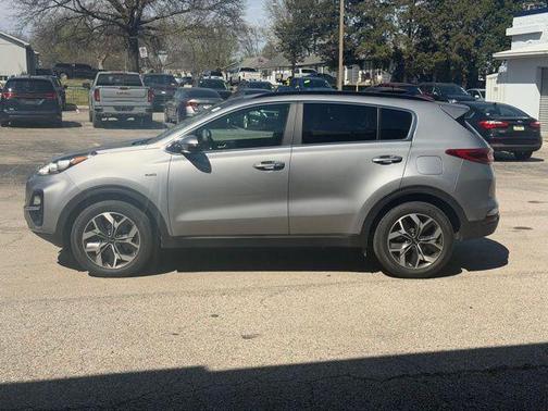 2022 Kia Sportage EX