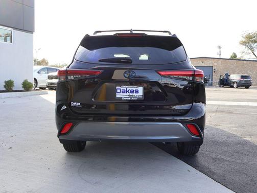 2021 Toyota Highlander Hybrid Limited