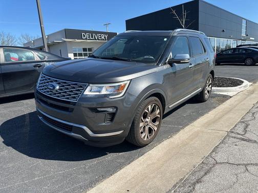 MAGNETIC METALLIC 2018 Ford Explorer Platinum